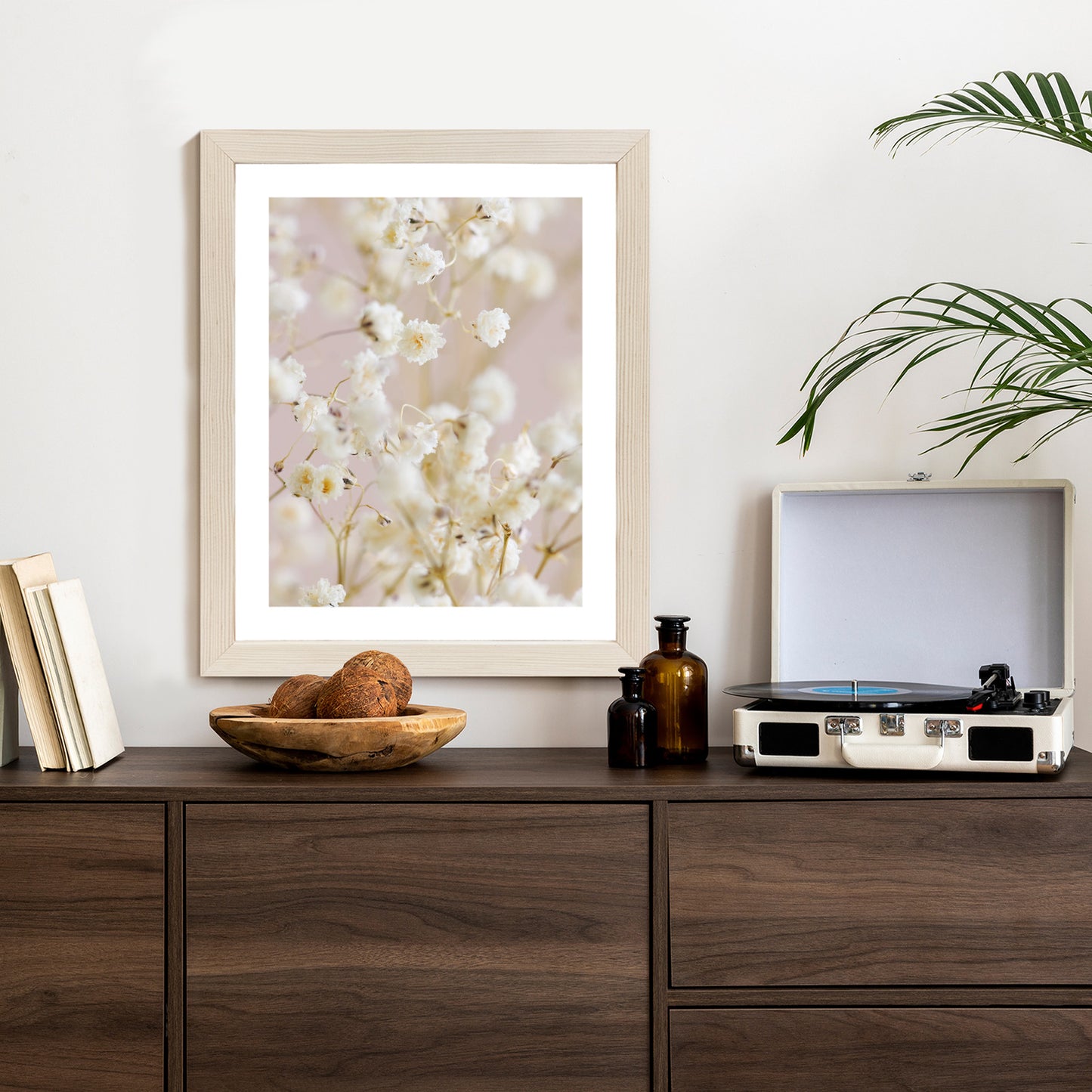 Poster Weiße Kleine Blumen Auf Rosa Hintergrund