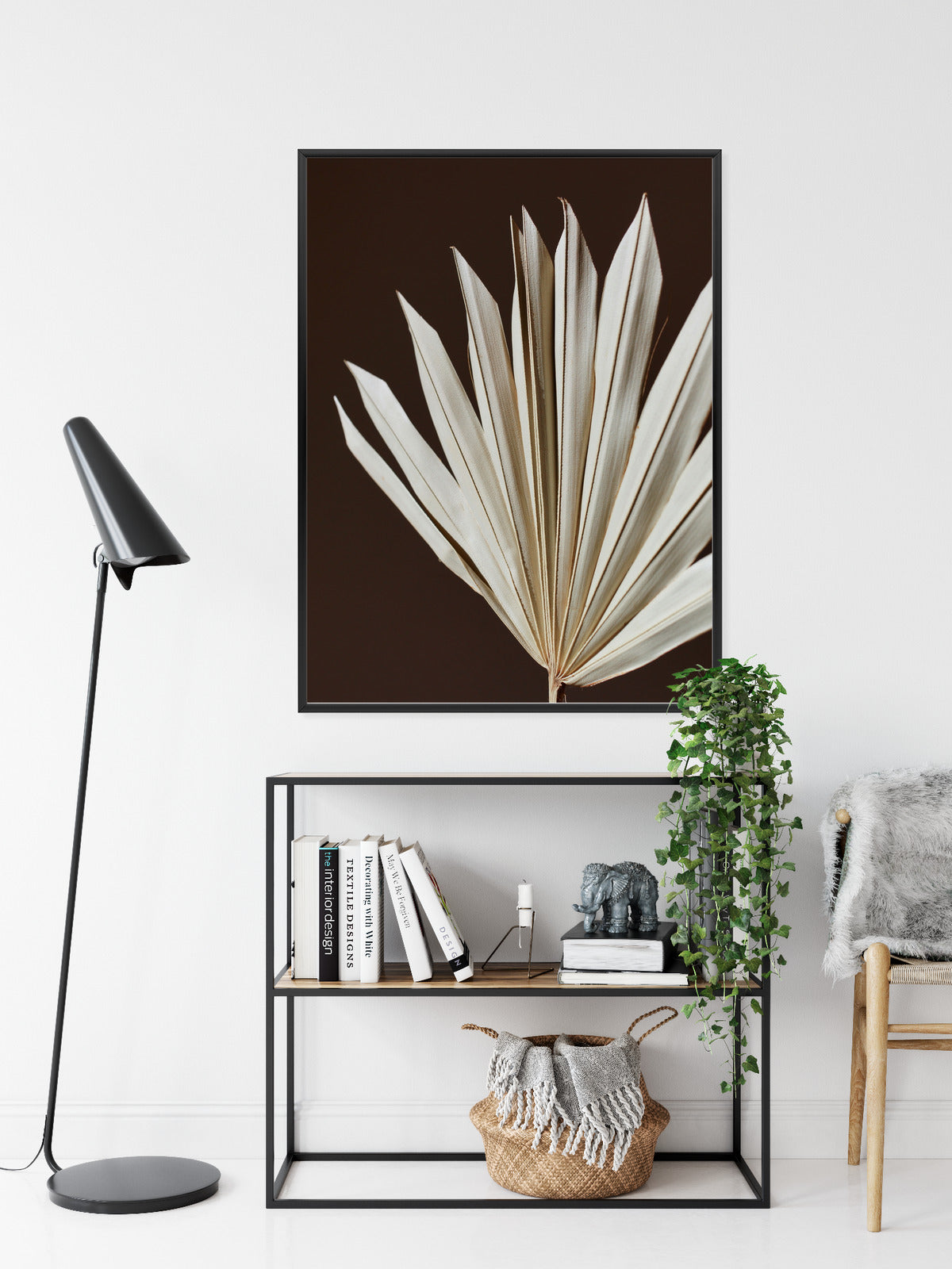 Poster Trockene Palme Auf Braunem Hintergrund Rahmen Holz Mit Passepartout Farbe Natürlich