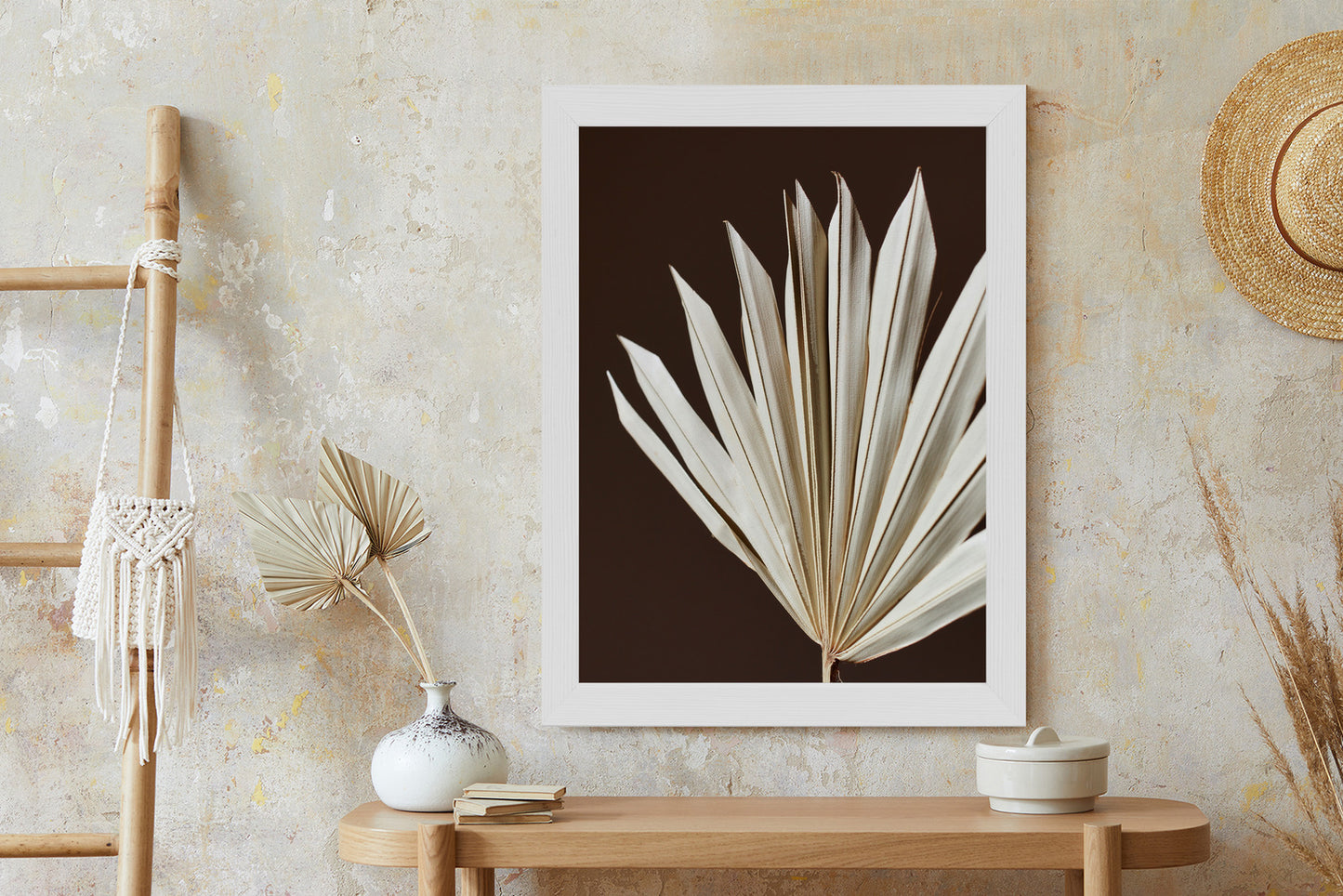 Poster Trockene Palme Auf Braunem Hintergrund Rahmen Holz Mit Passepartout Farbe Natürlich