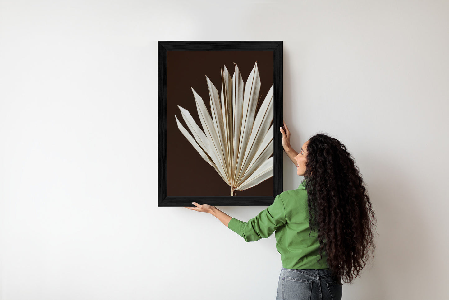 Poster Trockene Palme Auf Braunem Hintergrund Rahmen Holz Mit Passepartout Farbe Natürlich