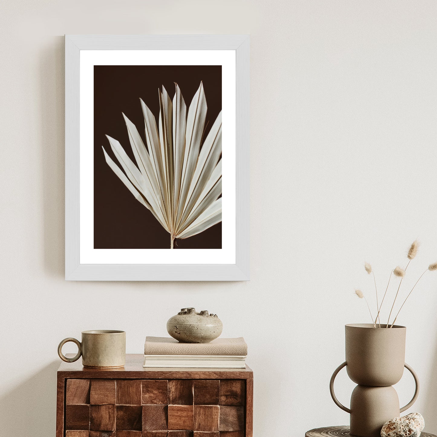 Poster Trockene Palme Auf Braunem Hintergrund Rahmen Holz Mit Passepartout Farbe Natürlich