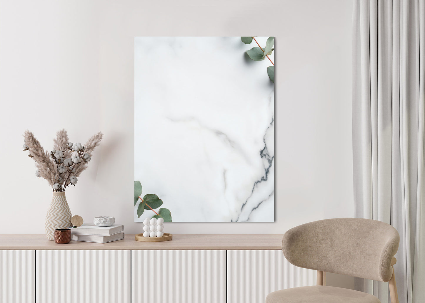 Poster Grünes Eukalyptusblatt Auf Marmor Rahmen Holz Mit Passepartout Farbe Natürlich