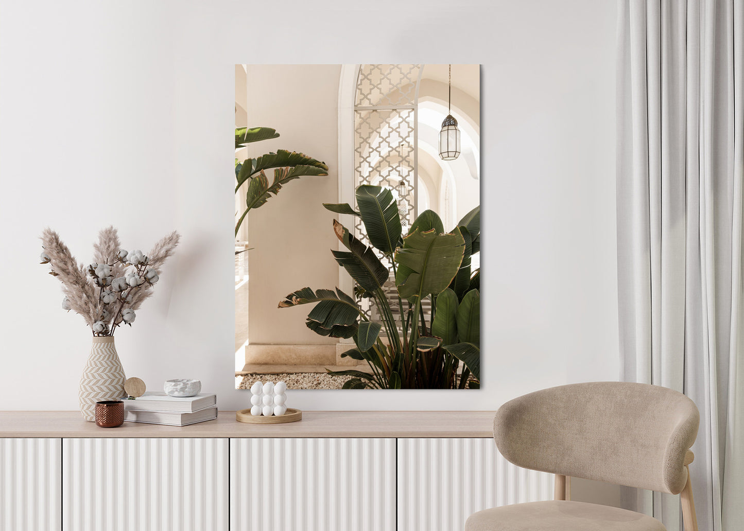 Poster Palmen Am Eingang Eines Weißen Orientalischen Hauses Rahmen Holz Mit Passepartout Farbe Natürlich
