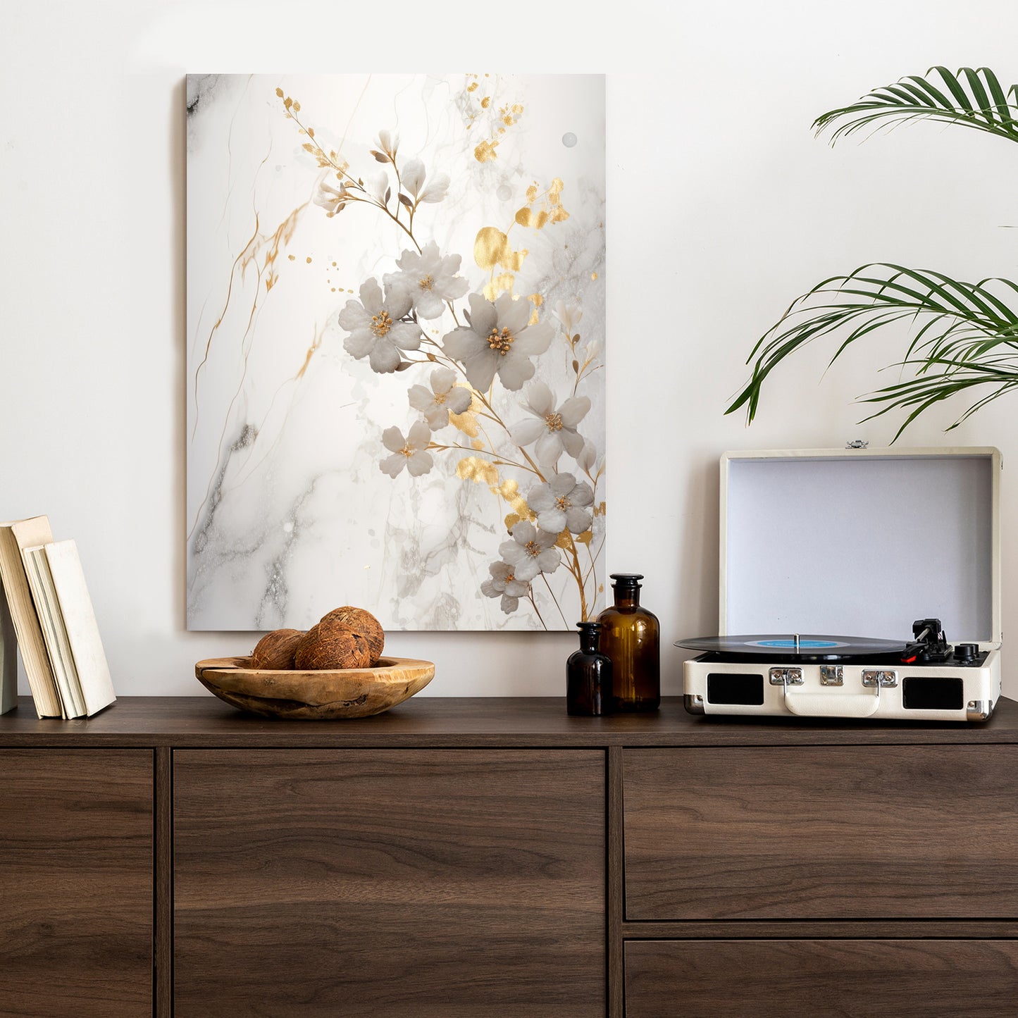 Poster Weiße Und Goldene Blumen Auf Marmor