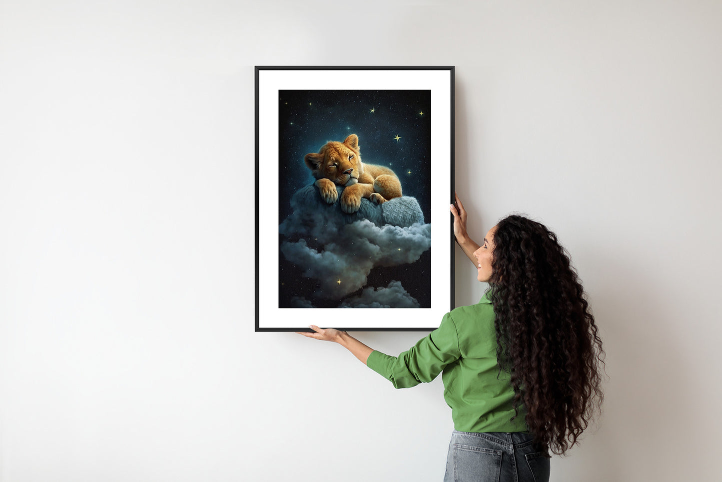 Poster Ein Löwe Schläft Auf Einer Wolke Rahmen Holz Mit Passepartout Farbe Natürlich