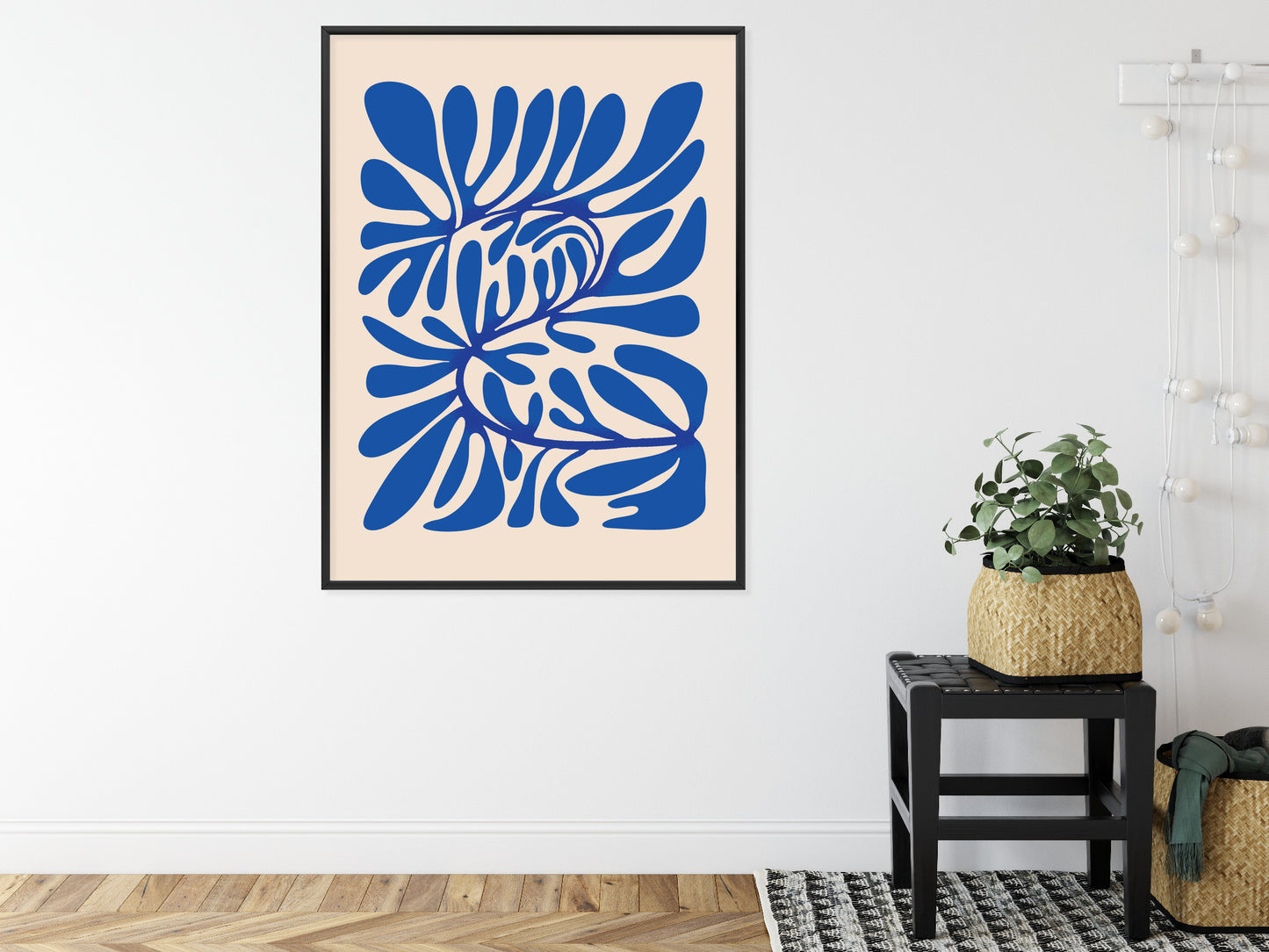 Poster Minimalistisches Blaues Pflanzenmuster Rahmen Holz Mit Passepartout Farbe Natürlich