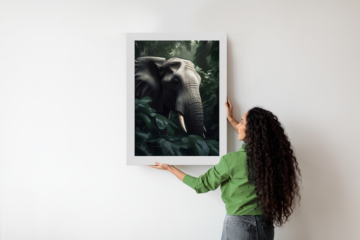 Poster Üppige Dschungelvegetation Und Ein Elefant Rahmen Holz Mit Passepartout Farbe Natürlich