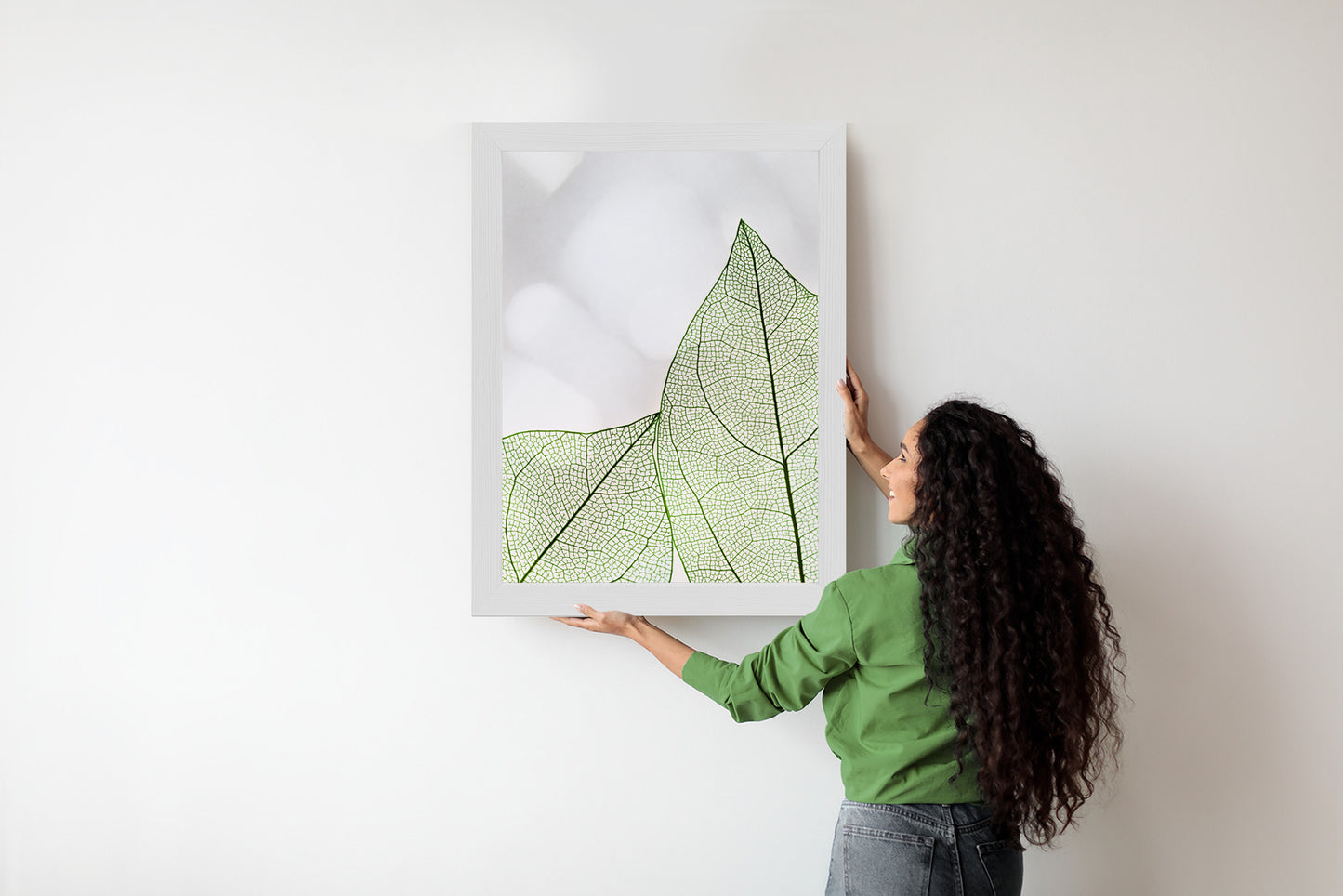 Poster Grüne Transparente Blätter Auf Hellem Hintergrund