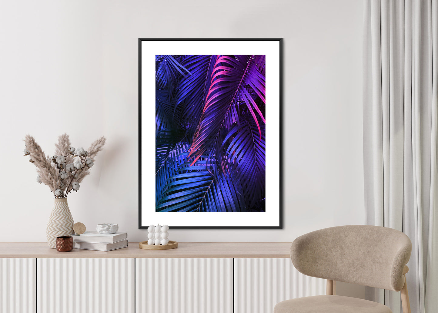 Poster Tropische Neonpalmenblätter Rahmen Holz Mit Passepartout Farbe Natürlich