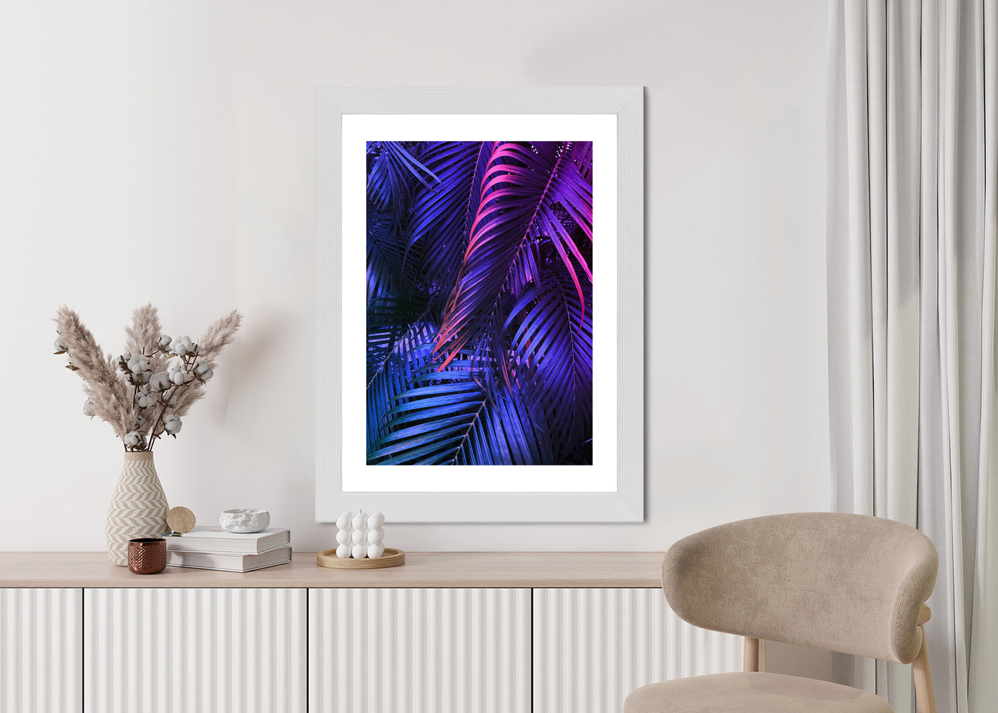 Poster Tropische Neonpalmenblätter Rahmen Holz Mit Passepartout Farbe Natürlich