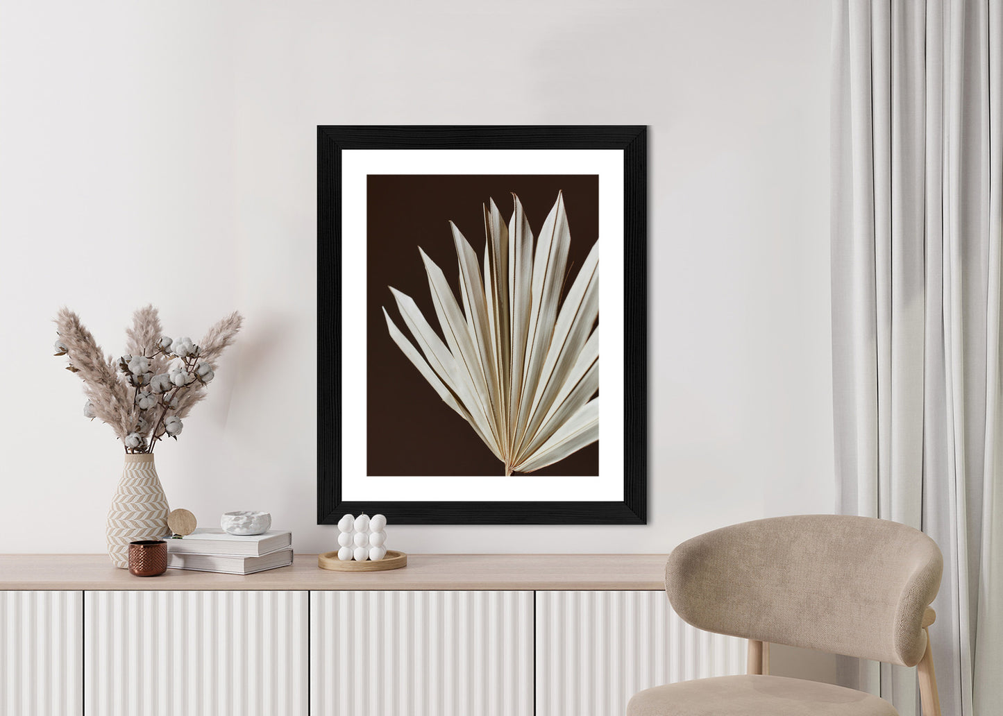 Poster Trockene Palme Auf Braunem Hintergrund Rahmen Holz Mit Passepartout Farbe Natürlich