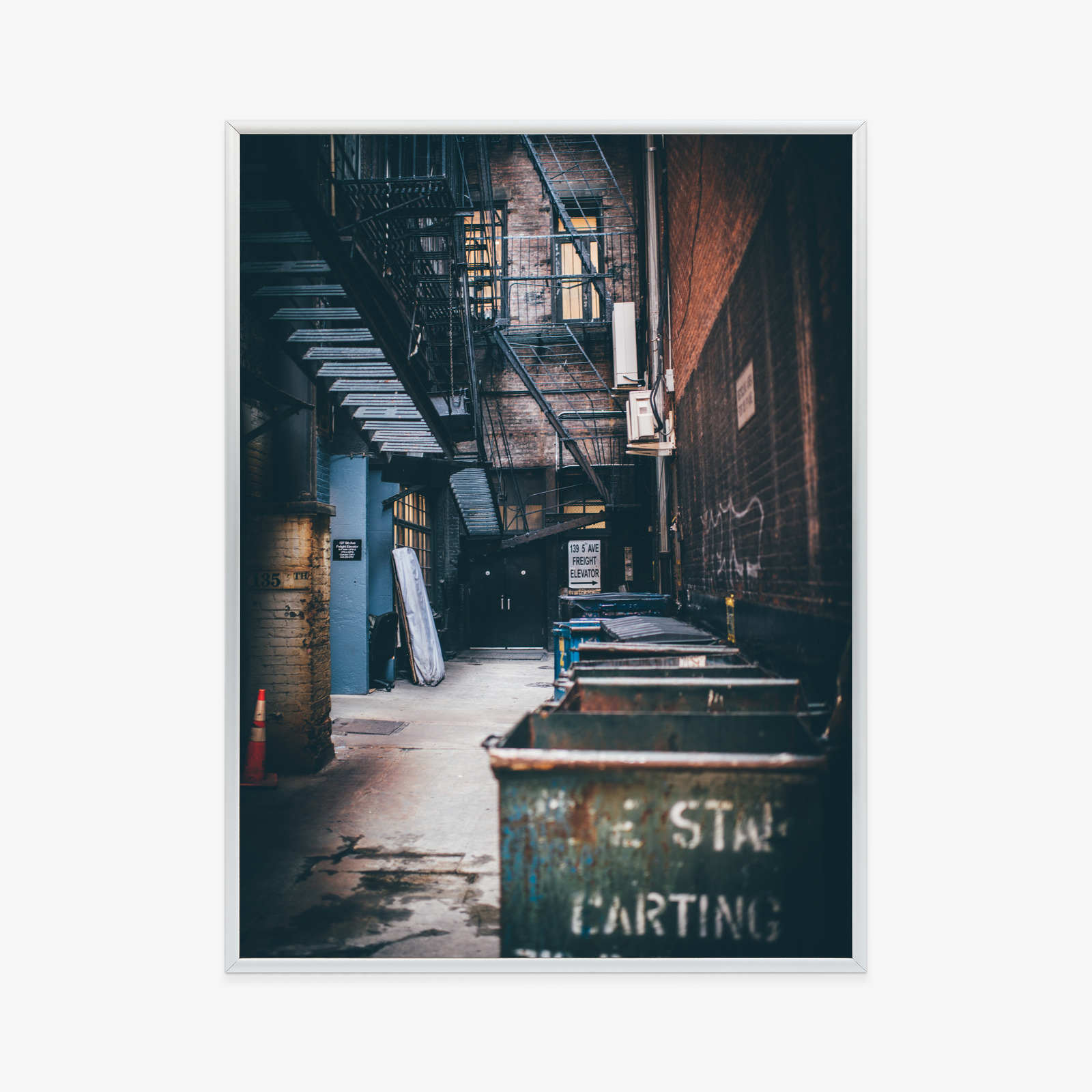 Poster Straßenarchitektur In New York Rahmen Aluminium Farbe Schwarz – Bild 2