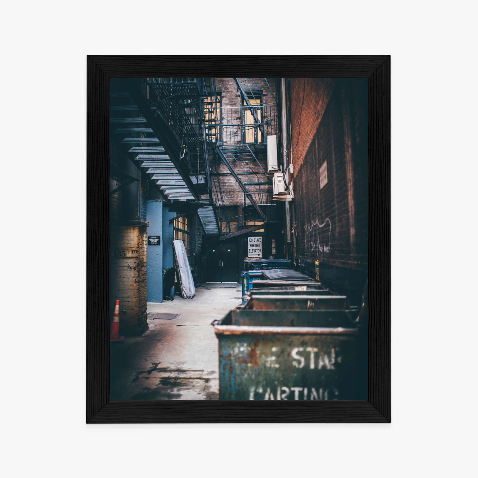 Poster Straßenarchitektur In New York Rahmen Aluminium Farbe Schwarz – Bild 7