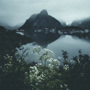 Fototapete Quadratisch Der See Auf Dem Gipfel Der Welt