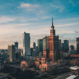 Leinwandbild Hohe Gebäude In Warschau