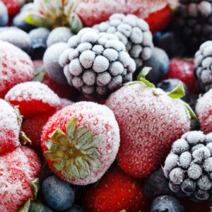 Leinwandbild Erdbeeren Mit Brombeeren